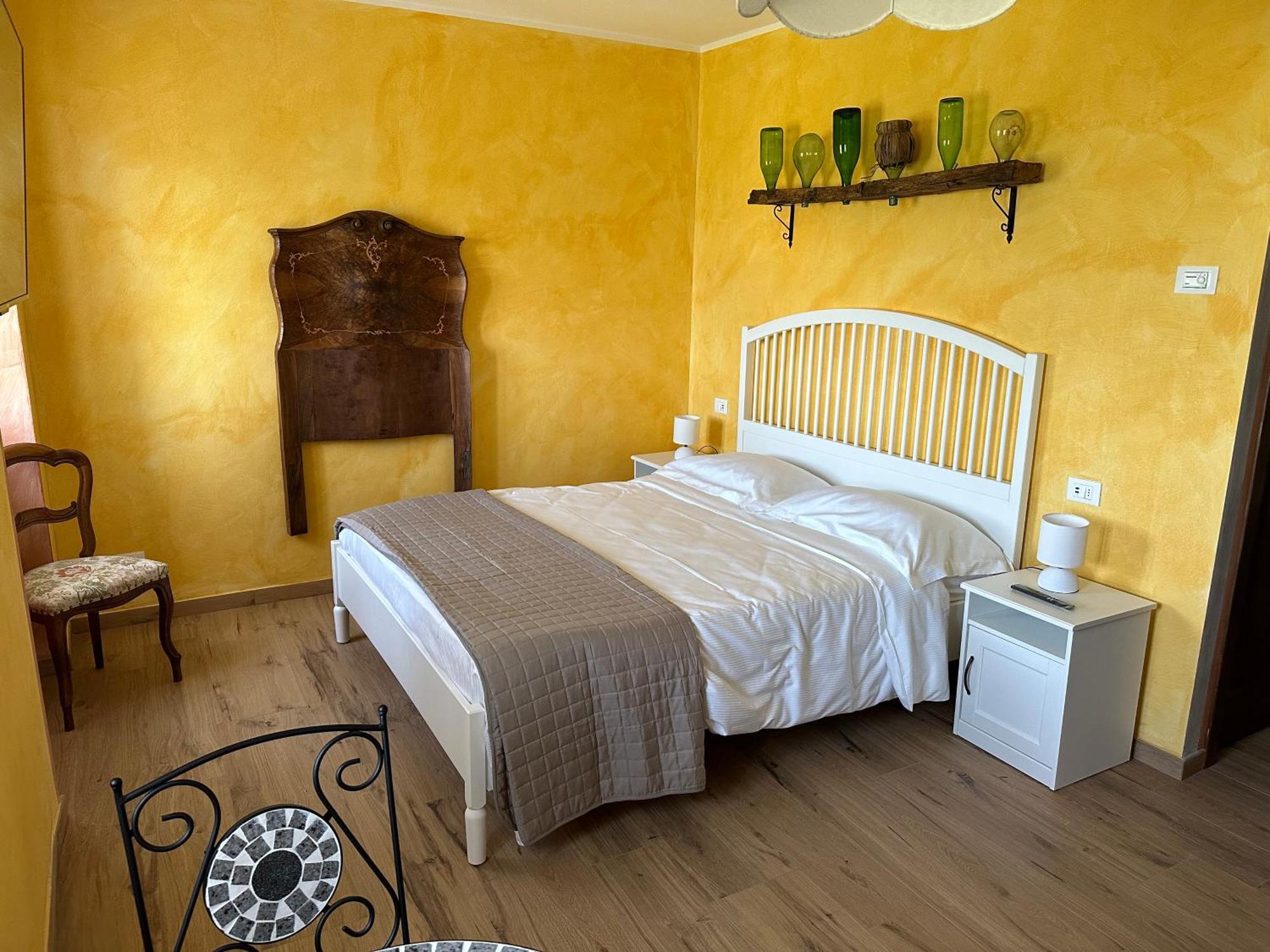 Nel Caruggio - B&B Mornese Экстерьер фото